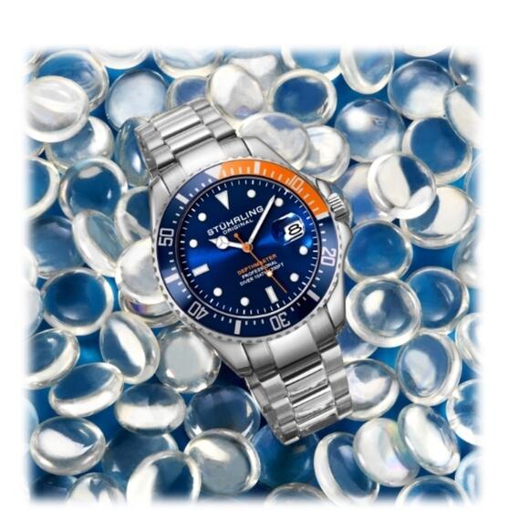 STÜHRLING MEN'S DEPTH MASTER WATCH WITH SILVER CASE AND SILVER BRACELET - Picture 3 of 5